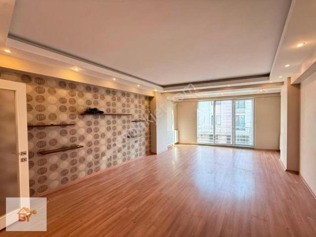 Küçükçekmece, İstanbul içerisinde kiralık mülk