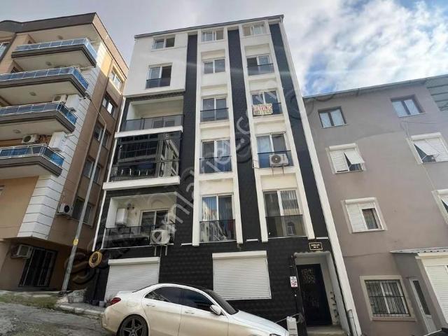 Çiğli, İzmir içerisinde satılık mülk
