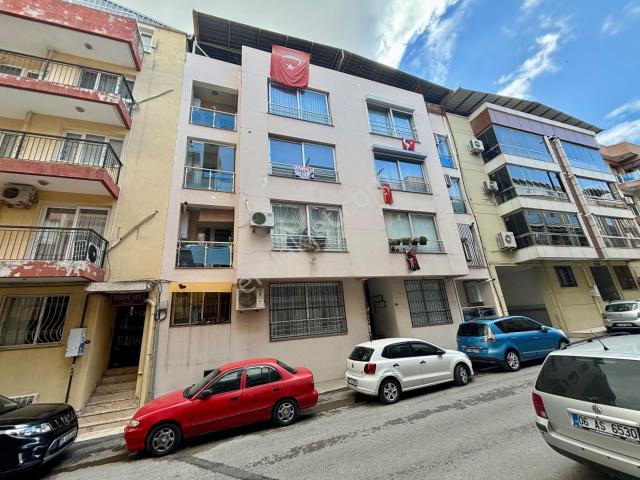 Çiğli, İzmir içerisinde kiralık mülk