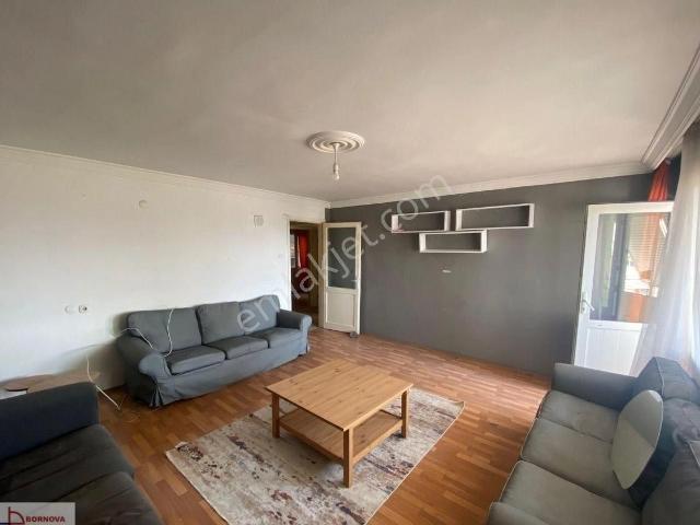 Bornova, İzmir içerisinde kiralık mülk