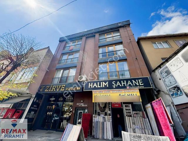 Ümraniye, İstanbul içerisinde satılık mülk