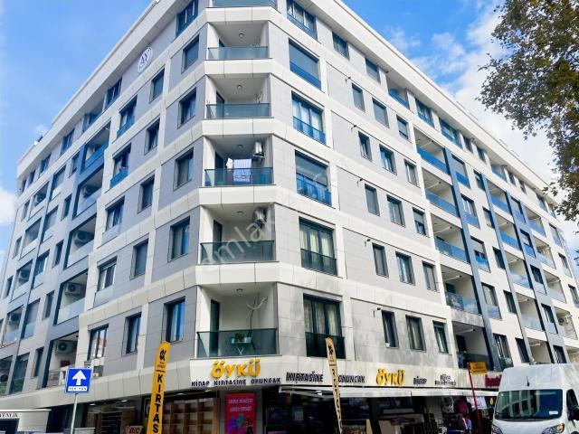 Küçükyalı, Maltepe içerisinde kiralık mülk