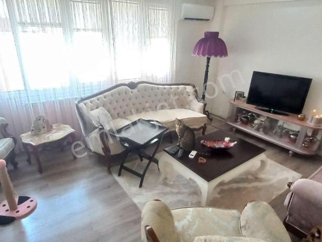 Karantina, Konak içerisinde satılık mülk