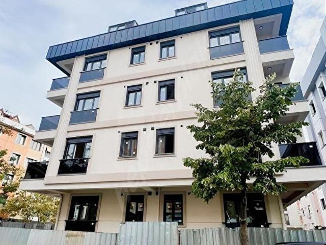 Küçükyalı, Maltepe içerisinde satılık mülk