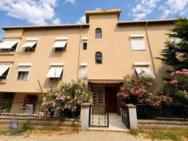 Maltepe, İstanbul içerisinde kiralık mülk