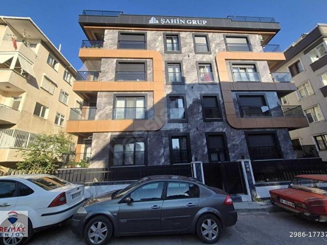 Küçükyalı, Maltepe içerisinde satılık mülk