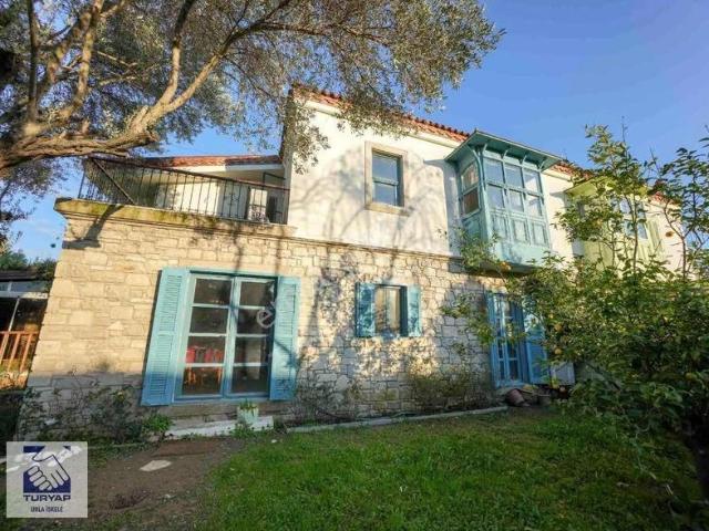 Urla, İzmir içerisinde satılık Villa