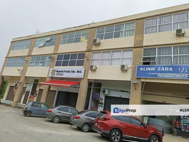 Shop for sale in Pahang