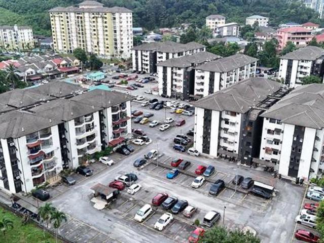 Apartment for sale in Country Heights Damansara, Kuala Lumpur
