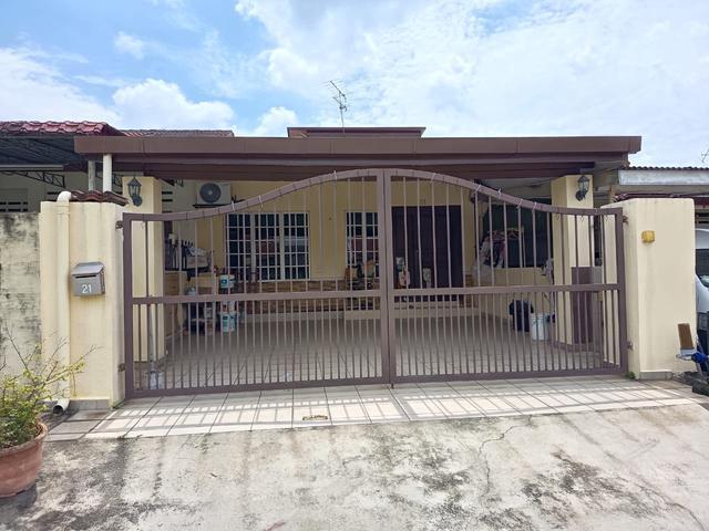Terraced House for rent in Country Heights Damansara, Kuala Lumpur