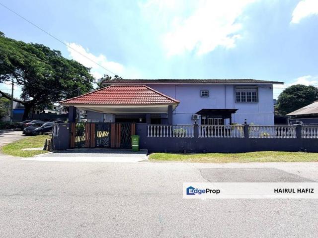 House for sale in Country Heights Damansara, Kuala Lumpur