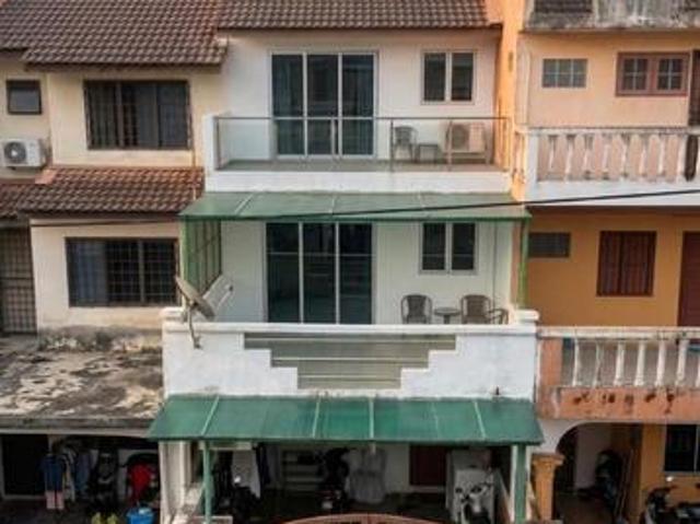 Terraced House for sale in Country Heights Damansara, Kuala Lumpur