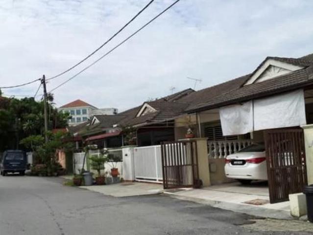Terraced House for sale in Country Heights Damansara, Kuala Lumpur