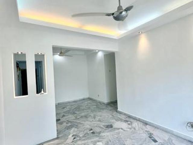 Apartment for sale in Country Heights Damansara, Kuala Lumpur