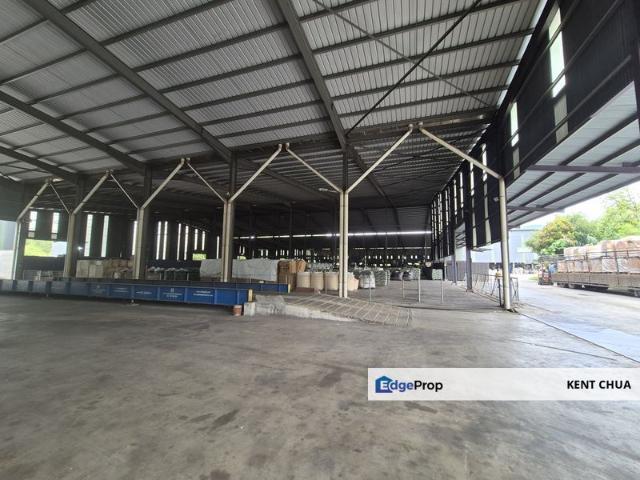 Warehouse for rent in Selayang, Selangor