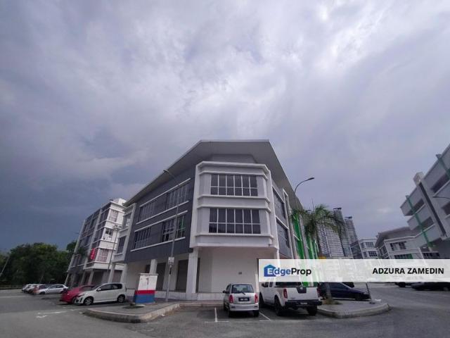 Shop for sale in Kajang, Langat