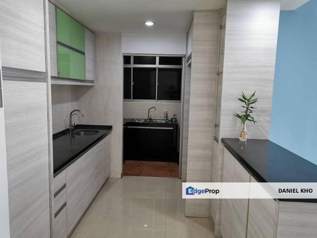 Condominium for sale in Kuchai Entrepreneurs Park, Kuala Lumpur