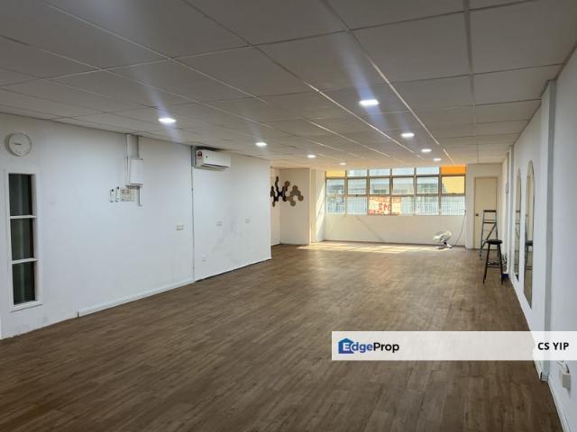 Shop for rent in Kuchai Lama, Kuala Lumpur