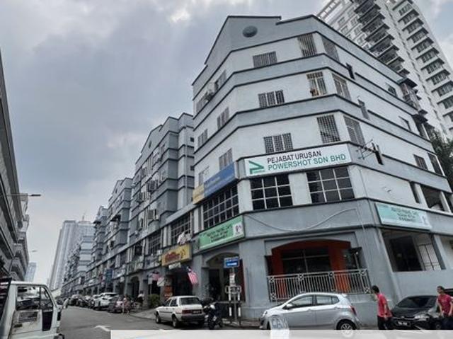 Shop for rent in Kuchai Lama, Kuala Lumpur
