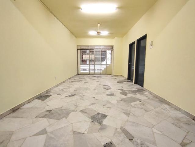 Apartment for sale in Country Heights Damansara, Kuala Lumpur