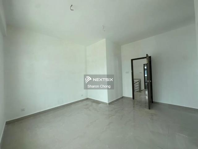 Residential House for sale in Country Heights Damansara, Kuala Lumpur