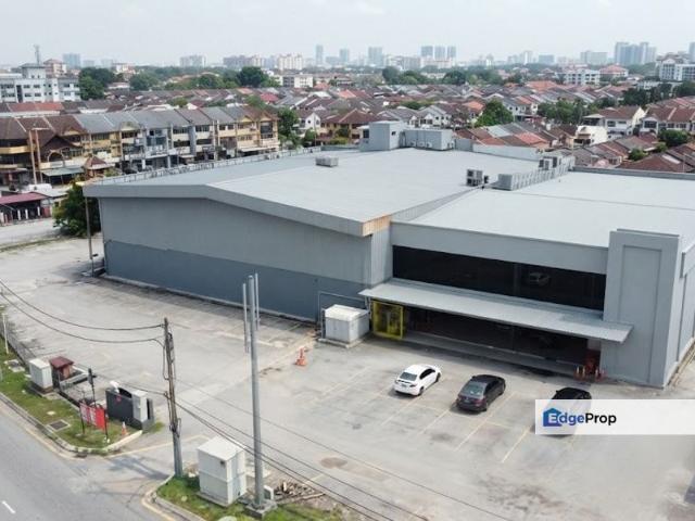 Warehouse for sale in Kuchai Lama, Kuala Lumpur