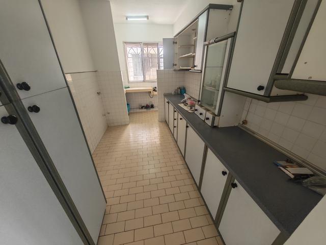 Apartment for sale in Country Heights Damansara, Kuala Lumpur