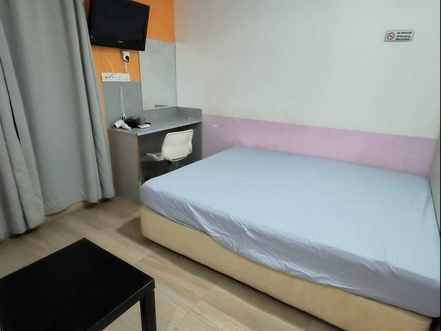Room for rent in Country Heights Damansara, Kuala Lumpur
