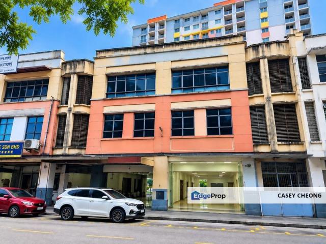 Shop for rent in Country Heights Damansara, Kuala Lumpur