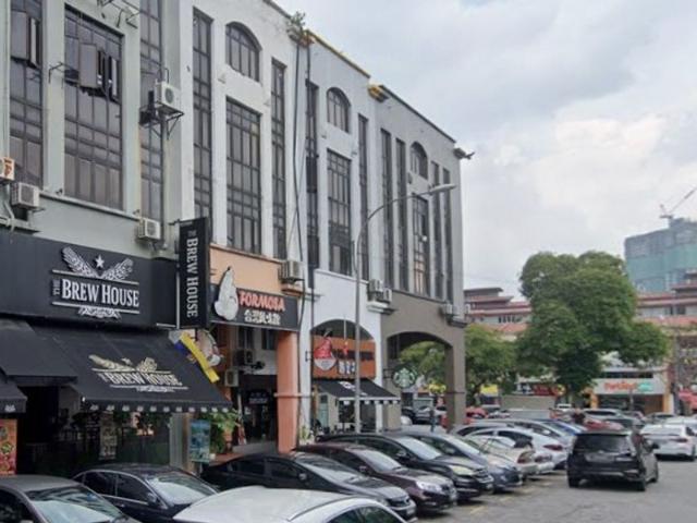 Shop for rent in Country Heights Damansara, Kuala Lumpur