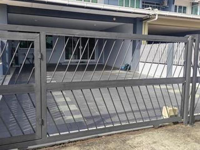 Terraced House for rent in Kuching