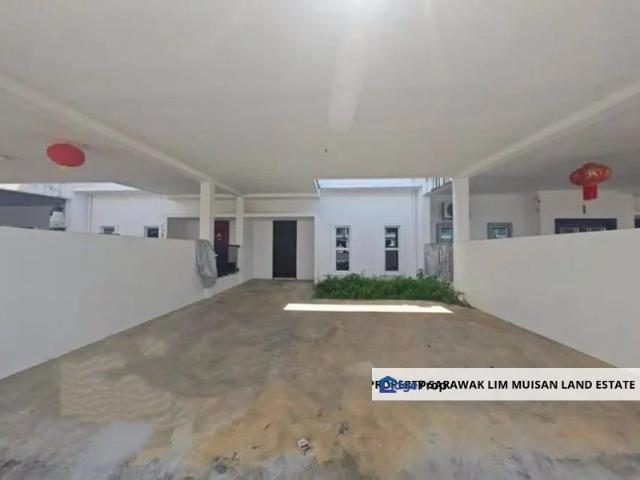 House for sale in Kuching, Bahagian Kuching