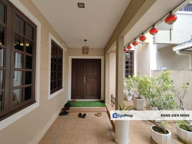House for sale in Kuching