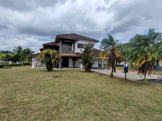 Bungalow for rent in Kulai, Johor