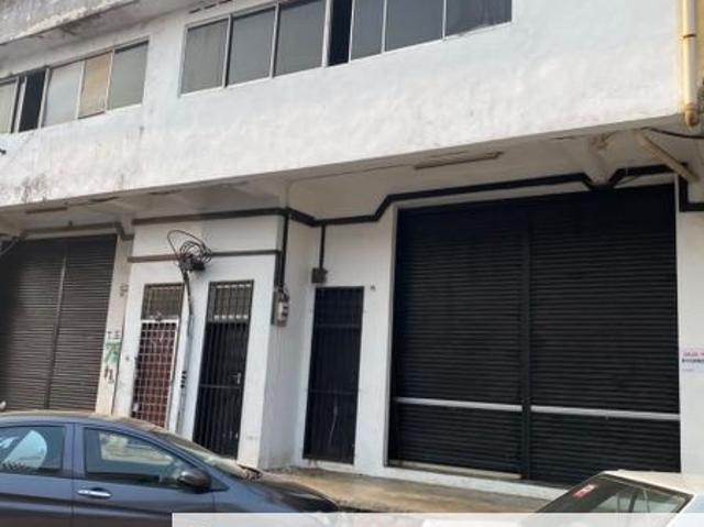Warehouse for rent in Kulai