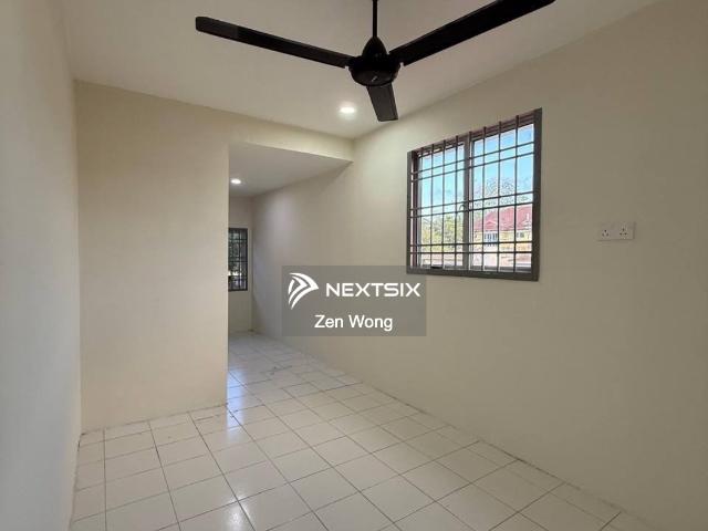 Residential House for sale in Kulai