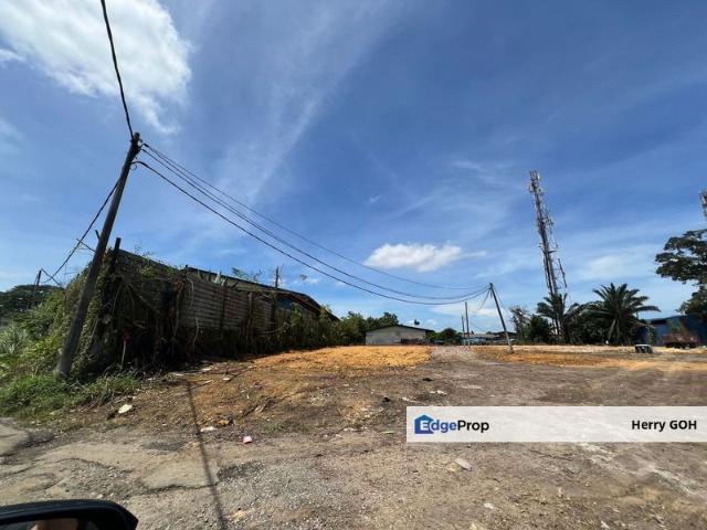 Warehouse for sale in Kulai
