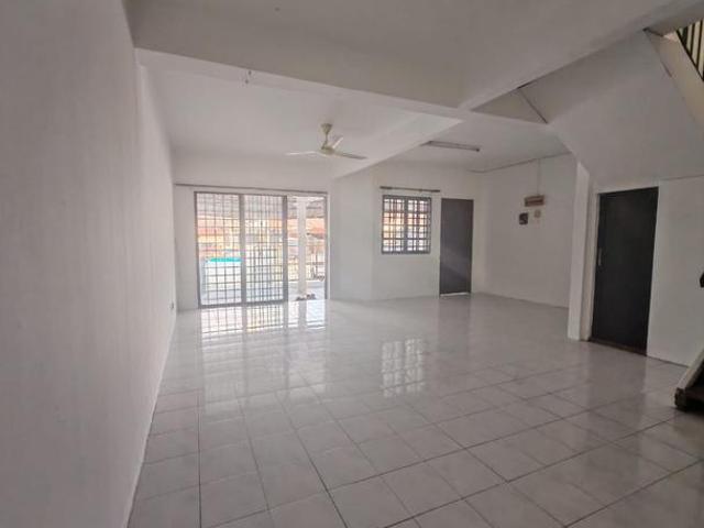 Terraced House for rent in Kulai
