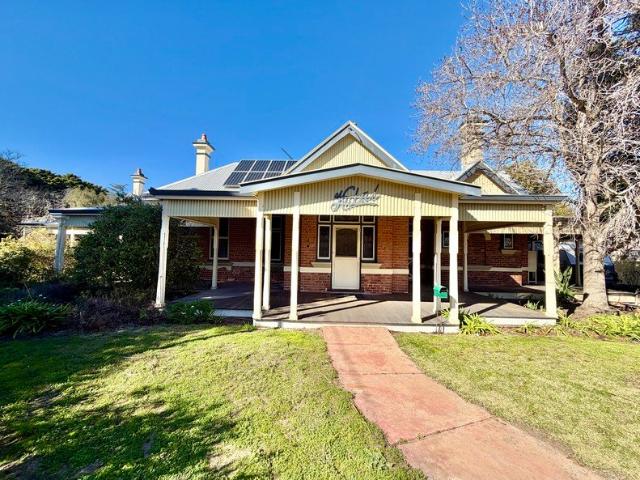 House for sale in Katanning, Shire Of Katanning