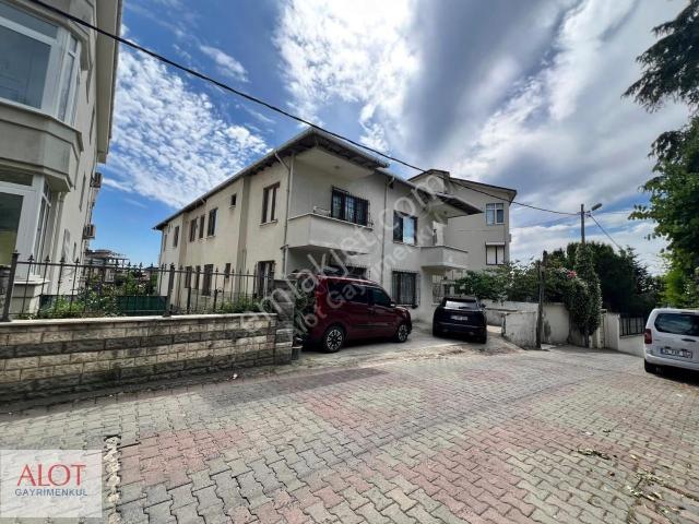 Üsküdar, İstanbul içerisinde kiralık mülk