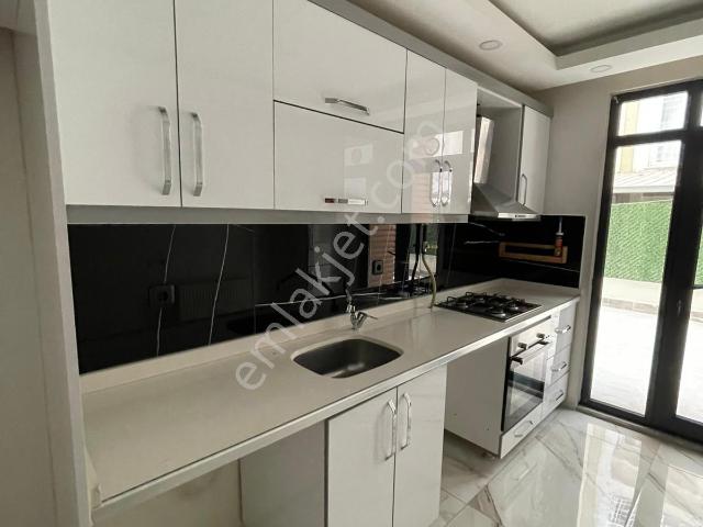 Van içerisinde kiralık mülk