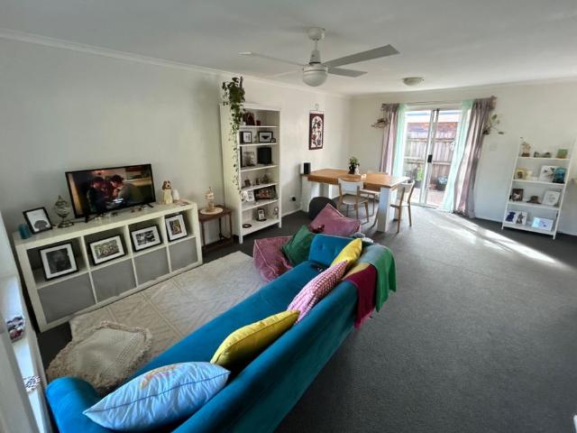 Room for rent in Kings Creek, Queensland