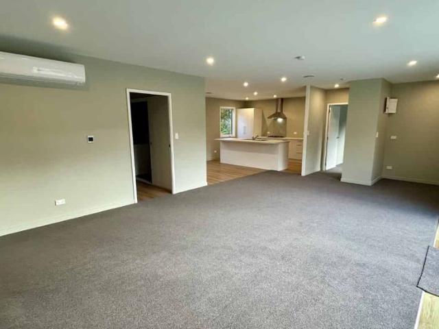 House for rent in West Coast
