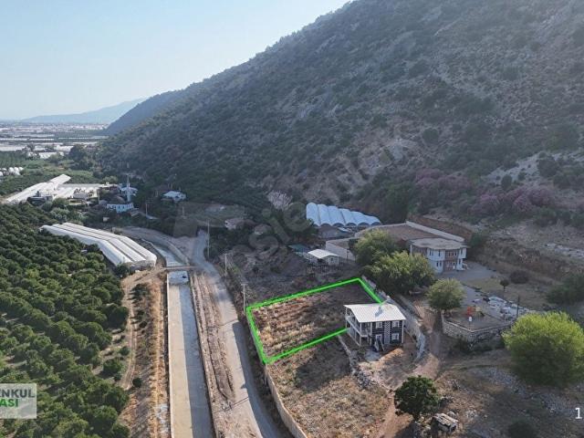 Salur, Kumluca içerisinde satılık mülk