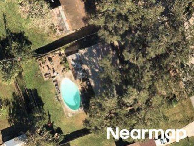 House for sale in Edgewater