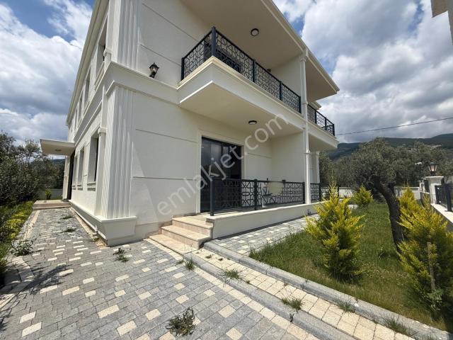 Edremit, Balikesir içerisinde satılık mülk