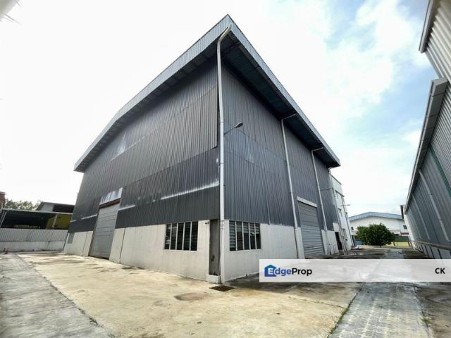 Warehouse for sale in Selayang, Selangor