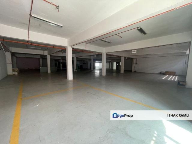 Warehouse for rent in Selayang, Selangor