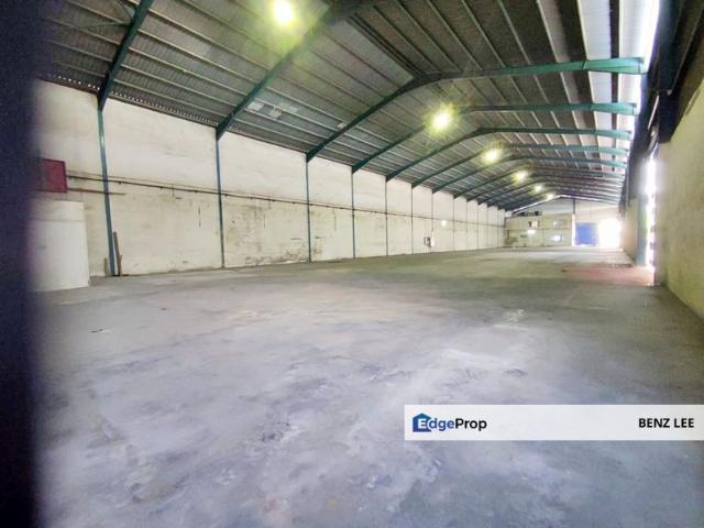 Warehouse for rent in Selayang, Selangor