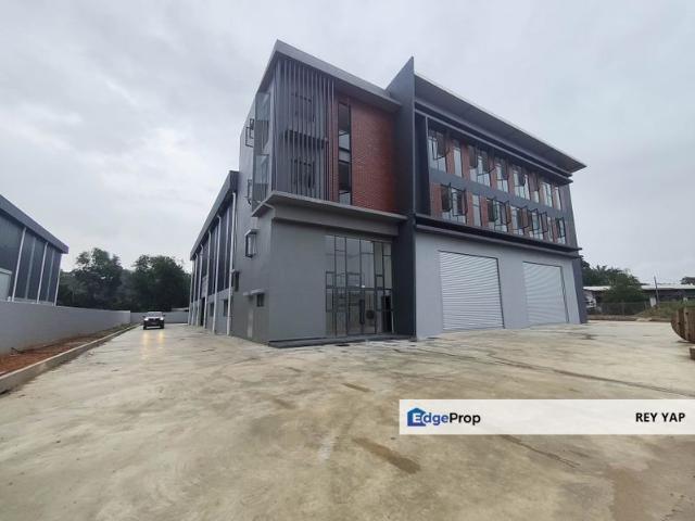 Warehouse for sale in Selayang, Selangor